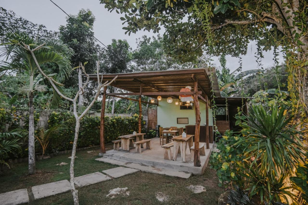 Apartamento Nerima Hut Lembongan Exterior foto