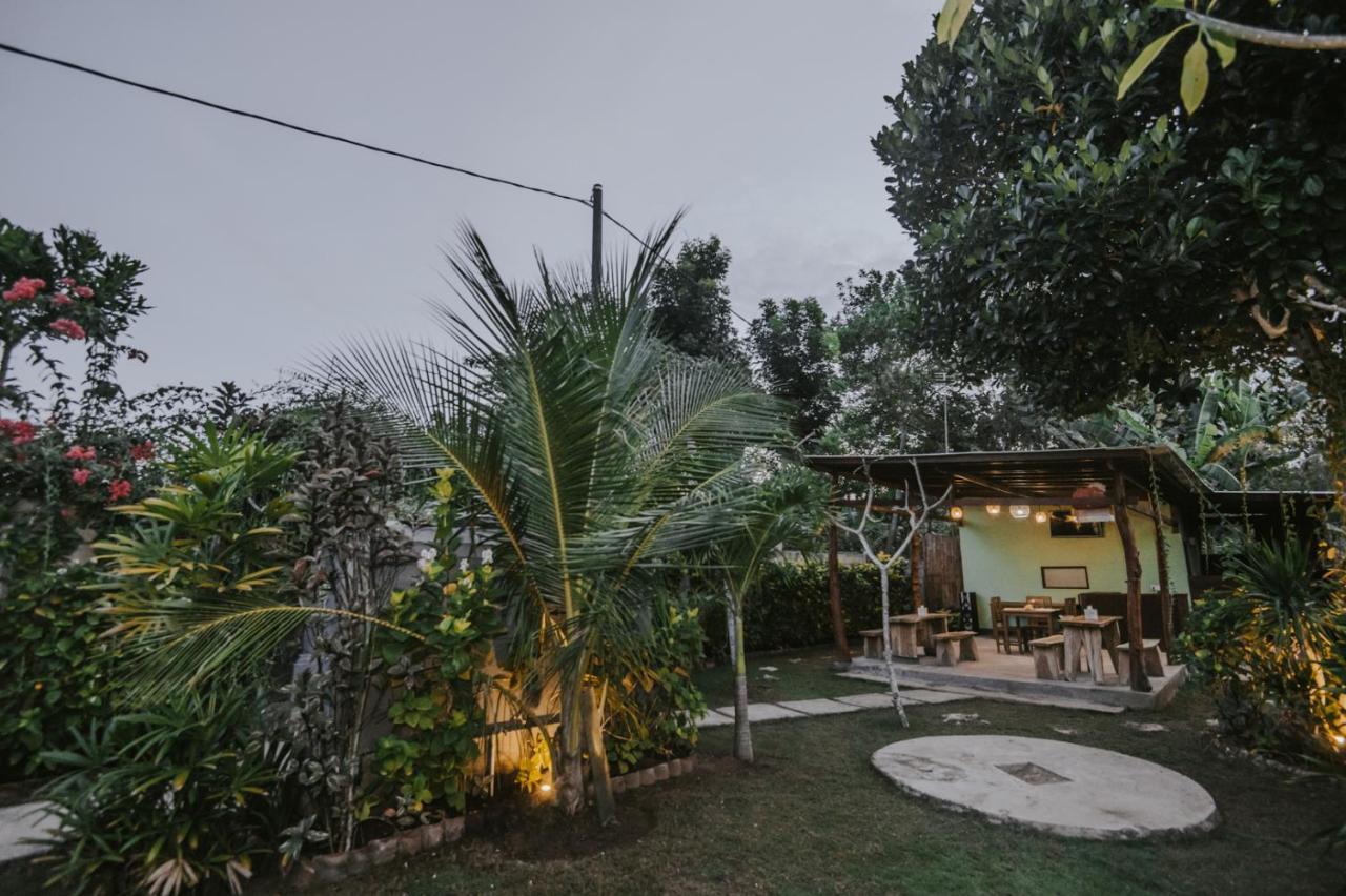 Apartamento Nerima Hut Lembongan Exterior foto