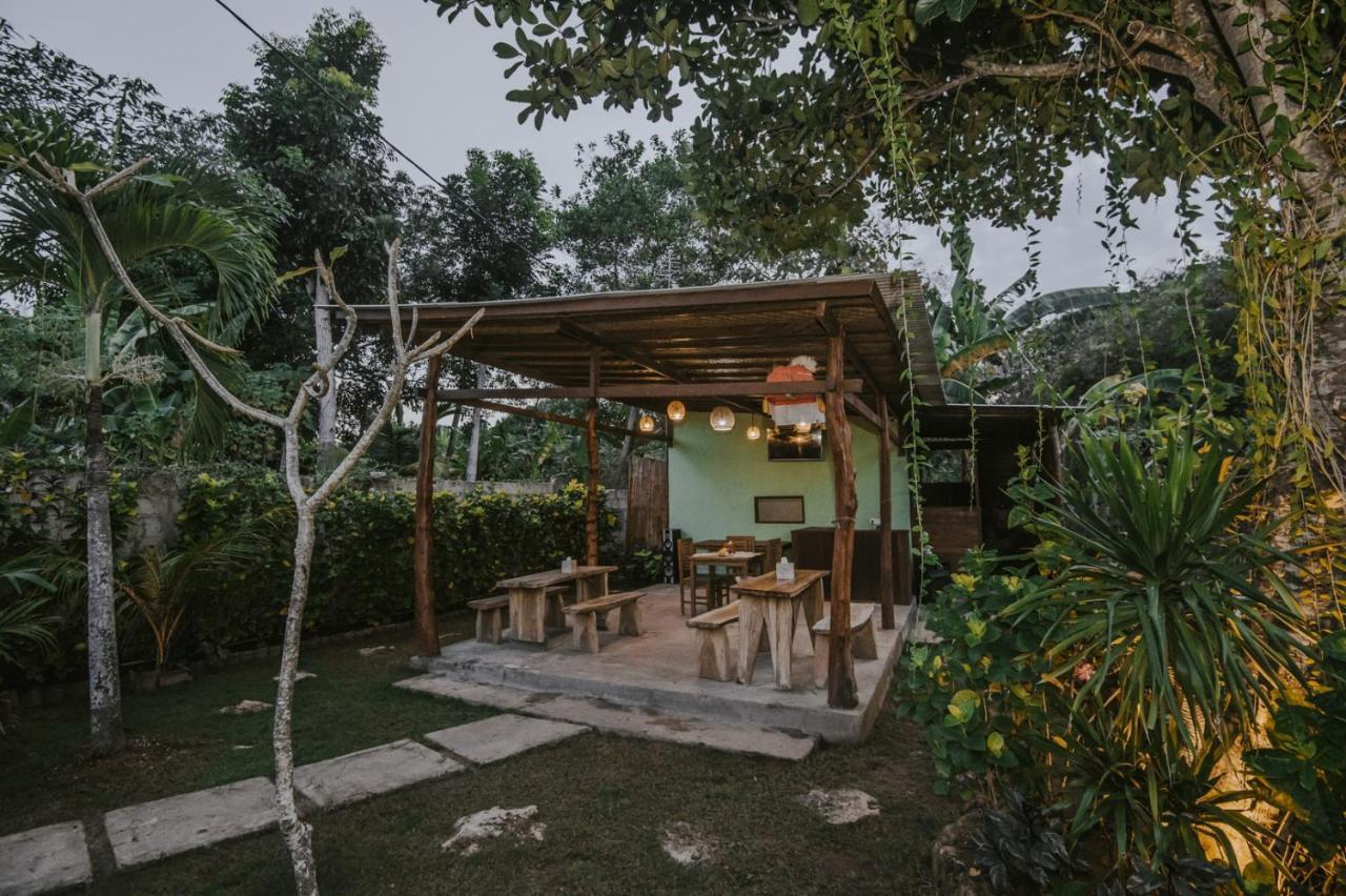 Apartamento Nerima Hut Lembongan Exterior foto
