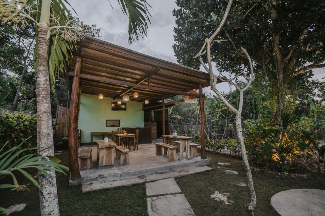 Apartamento Nerima Hut Lembongan Exterior foto